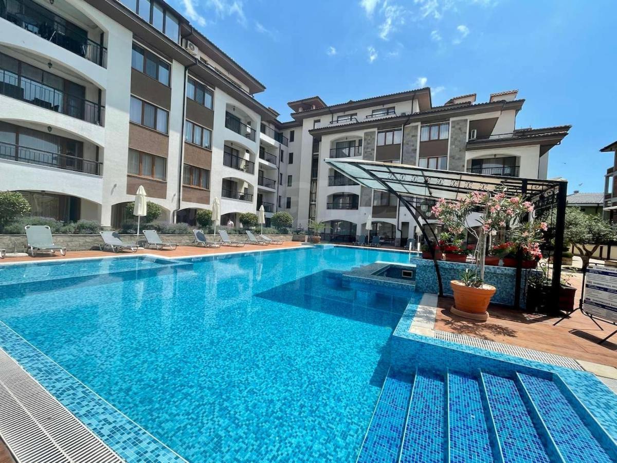 With Sea View In 1st Line Sarafowo Apartment *